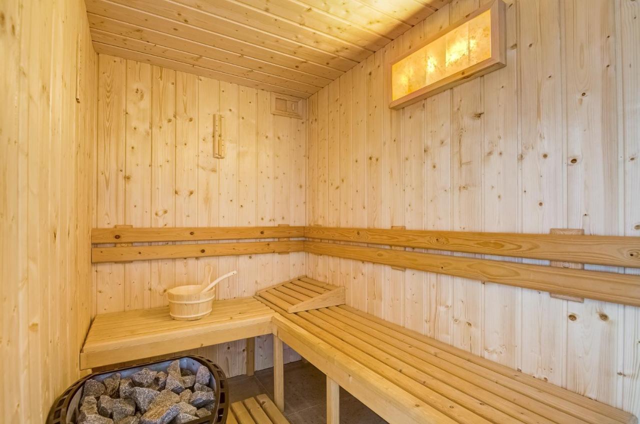 Znamirowickachata Sauna Jacuzzi Spa Znamirowice Extérieur photo
